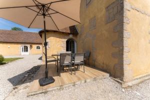 Gite Chateau 3 chambres piscine chauffée