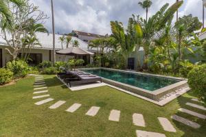 Villa Budha 1: 4bedrs 12m Pool, 700m2 garden with BBQ