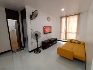 Three-Bedroom Holiday Home - 4th Floor Stairs Only