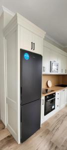 PineTrees Beach House with swimming pool