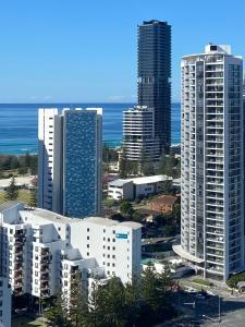 Luxury Casino Apartment in Broadbeach Island