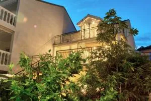 BOKELJSKI CVIJET apartmani - 鲍希茨