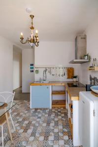 Little Bispo Apartments