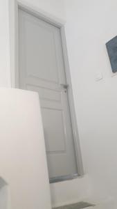Stathis Apart 2
