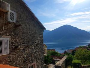 Guest House Maza
