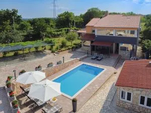 House Edo - Santalezi