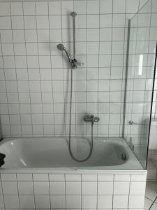 Großzügige 3-Zimmer Altbauwohnung
