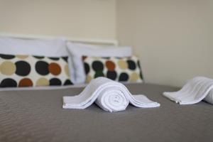 Moukas Seaside Apartments Romantico