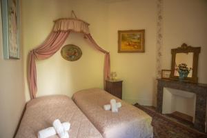 B&B / Chambres d'hotes Chateau de Rhodes : photos des chambres