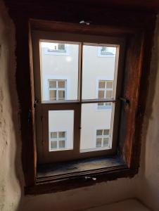 Old Towns Charming Attic Studio
