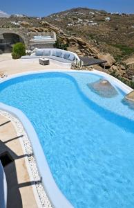 Charming villa in Platis Gialos with private pool