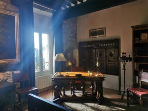 Maisons de vacances Le Cellier de Beaulieu, au pied de la Cite, Maison de Vacances avec Climatisation et Jacuzzi : photos des chambres