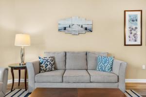 Palms Resort #2210 Jr 2BR