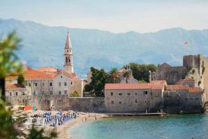 Tara Two Bedroom Apartment - Budva