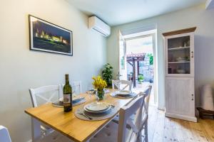 CASA MARIO-charming stone house with jacuzzi