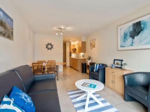 Studio in St-Idesbald with Sea View Balcony