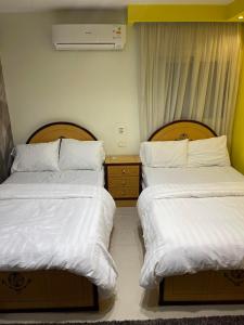 Superb & comfy 3BDR apartment with outstanding view شقة فندقية فاخرة فيو رائع للمطار