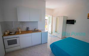 BluPonza - 3 posti in zona Mare - App Torretta