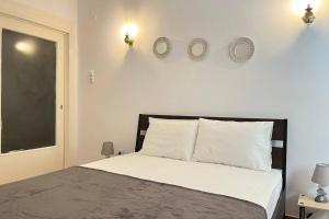 Pame Rentals - Ideal For 4 in Pagrati