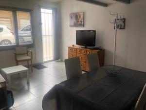 L appart d Ange 2 idealement situe 47m2 entre le port et le village