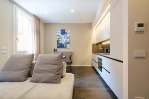 Golden Suite by Studio Vita