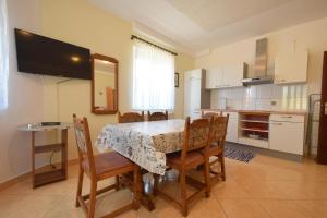 Two-Bedroom Apartment room in Apartments Frane