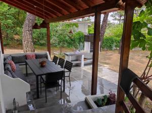 Glykadi Pine-House