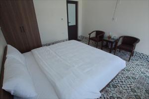 The Loli Hill Homestay