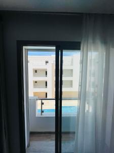 Luxus-Apartment mit Poolblick