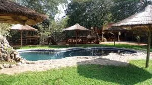 Elephant Trail Guesthouse and Backpackers - Kasane