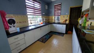 Teratak Azhan Homestay