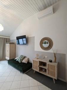 Garden View Apartment