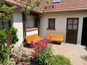 Maisons de vacances Maison 4 a 7 pers jardin et garage face Baie : Maison 3 Chambres