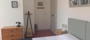 B&B / Chambres d'hotes La maison de Malaurie : Chambre Double avec Salle de Bains Privative