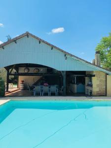 Maisons de vacances Jolie Perigourdine tout confort avec piscine : photos des chambres