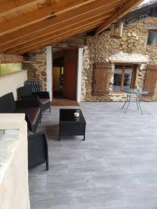 Millstone Gite 1, two bed apartment + shared pool