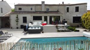 Villas Villa Whaou 5*, piscine chauffee, jacuzzi : photos des chambres