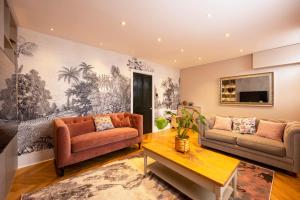 Luxury Central Home - Parking & EV point, Superking bed