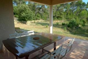 Maisons de vacances MAISON ENTRE GORGES DU VERDON ET COTE D'AZUR : photos des chambres