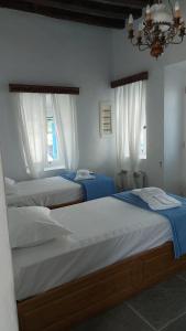 Thavma in Sifnos