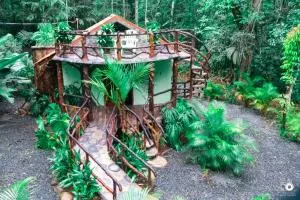 El Valle Mineral Springs - San Gerardo