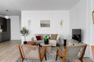 Logement 2 chambres spacieux Lit King Verdun parking gratuit - 瓦朗斯堡