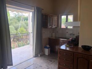Apartment near the Beach Paradise Mikra Mantinia