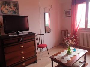 Appartements Appartement avec grand jardin : photos des chambres