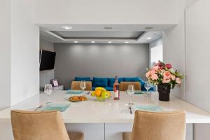 Panoramic Unirii Square Apartment