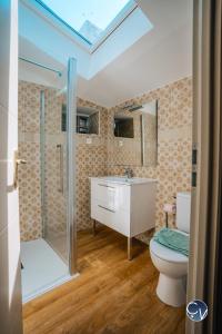 Maisons de vacances Superbe maison de village-Piscine-Ideal famille : photos des chambres