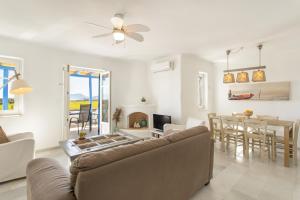 White Heaven Apt4-Cycladic Home