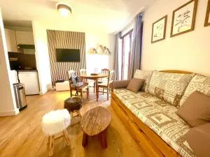 Appartement 6 couchages, Tout confort, pieds des pistes, ménage & linge de maison inclus - 勒洛泽于拜