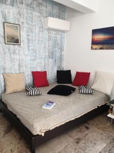 Luxury Lake - Center House