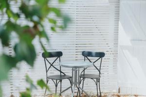 Deluxe Double or Twin Room room in Senhora do Cabo Meco Homy Holidays